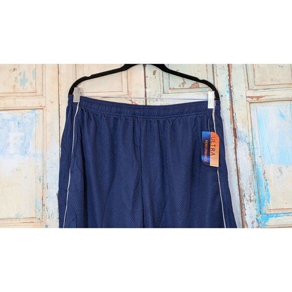 Ultra Performance Mens Size Large Blue Elastic Waist Pull On Gym Athletic Shorts - Picture 3 of 8